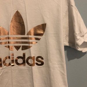 White adidas t-shirt